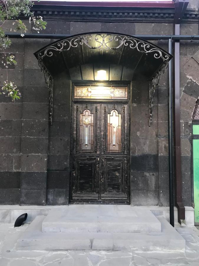 Old Gyumri Guest House / Հին Գյումրի Հյուրատուն Exteriör bild